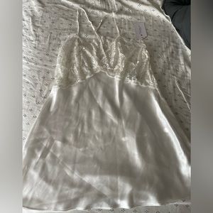 NWT Gorgeous In Bloom Lingerie 🤍